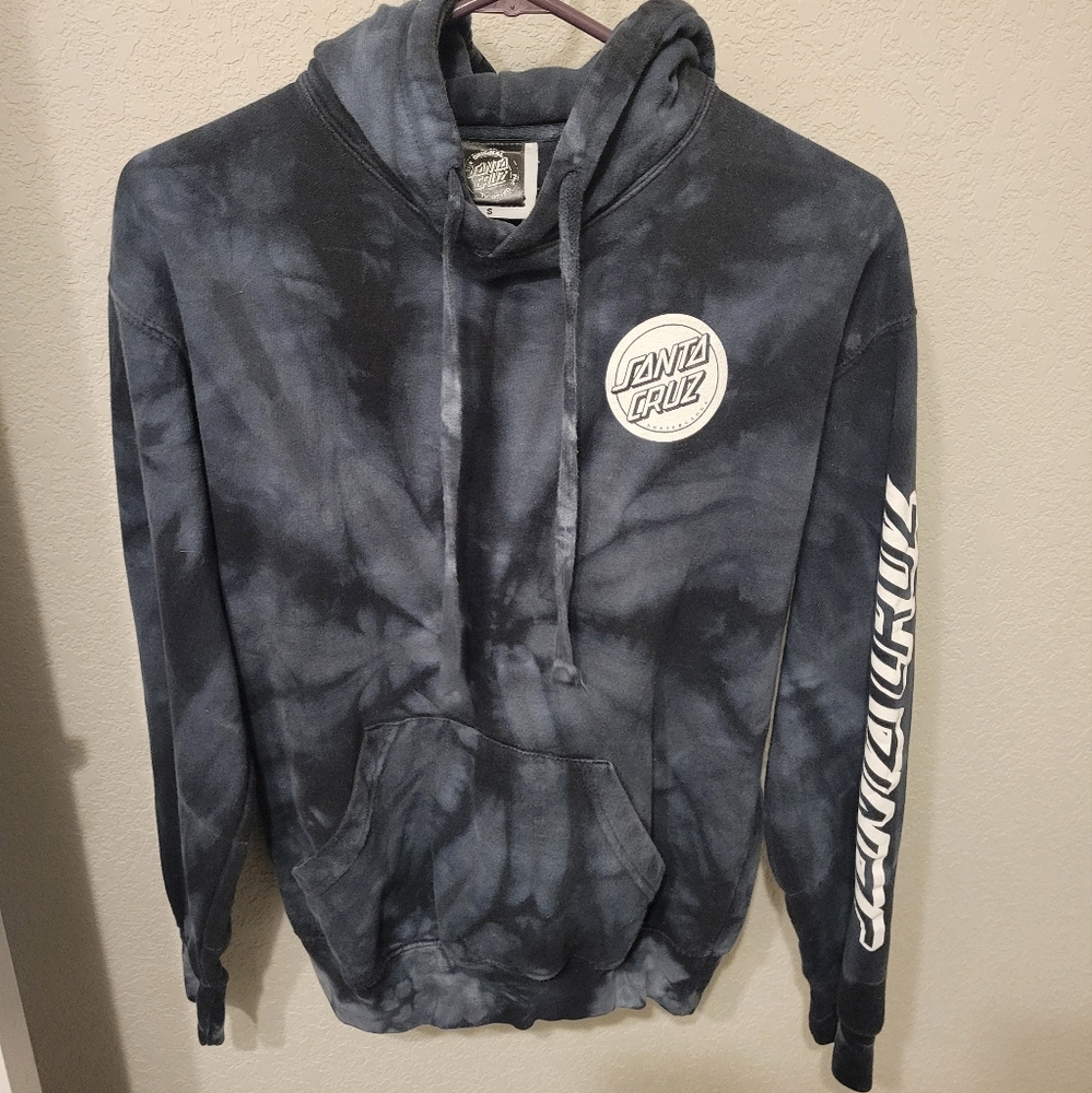 Navy blue Santa Cruz hoodie Size small
